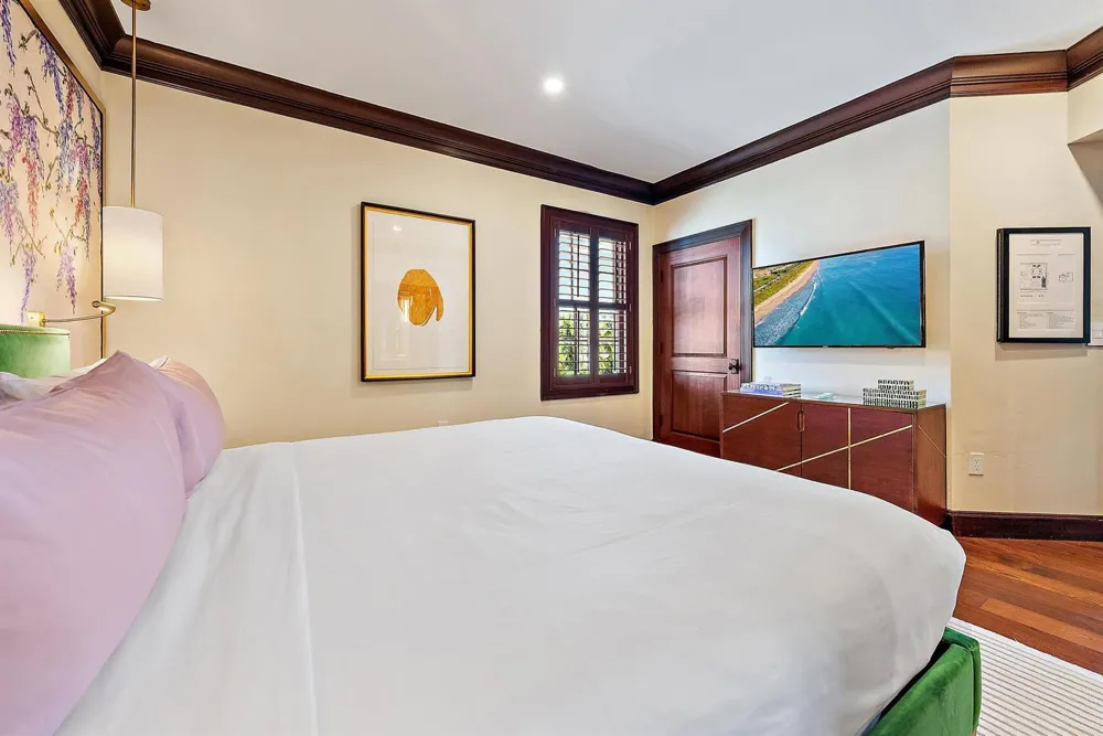 301 Australian Avenue #301 Palm Beach, FL 33480