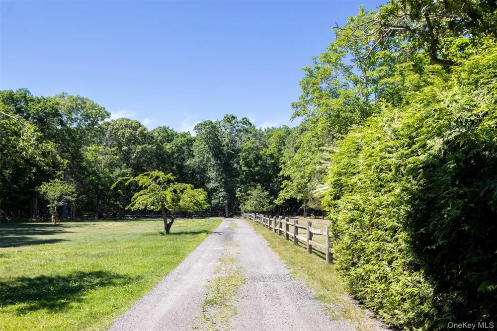 300 Terry Path Mattituck, NY 11952