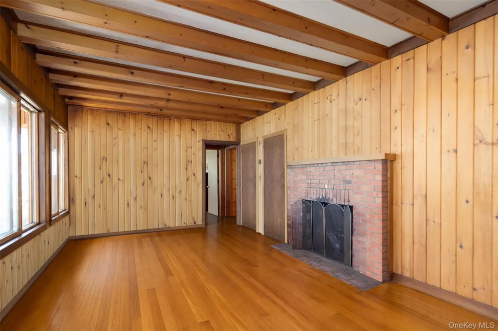 300 Terry Path Mattituck, NY 11952