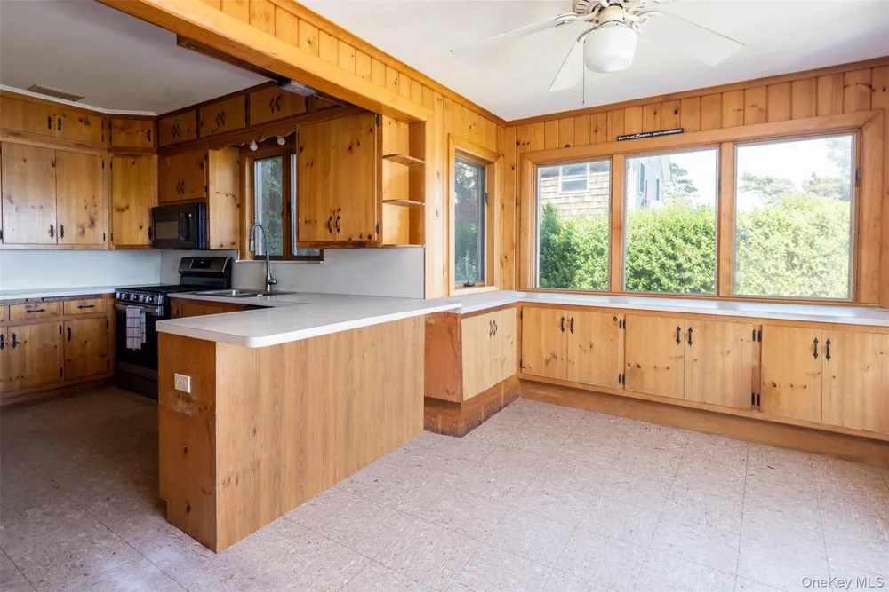 300 Terry Path Mattituck, NY 11952