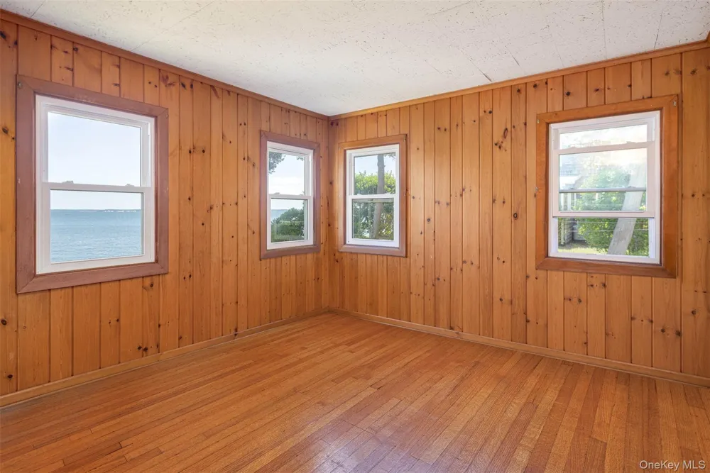 300 Terry Path Mattituck, NY 11952