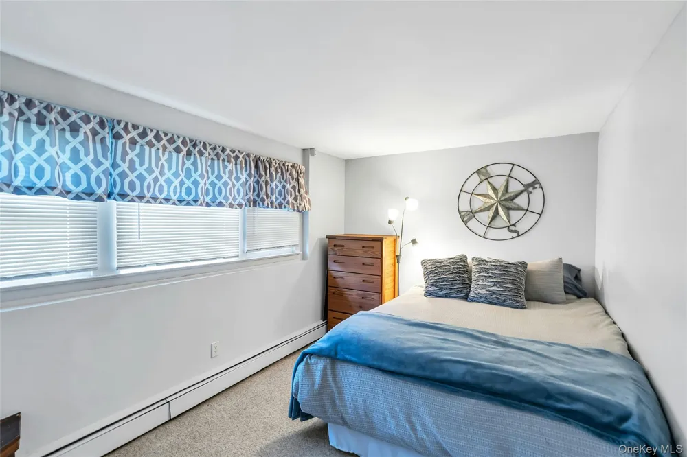 4 Dale Court Hauppauge, NY 11788