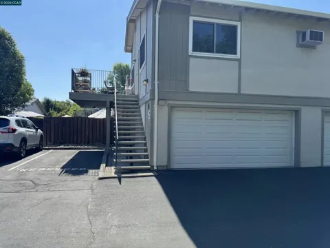 1070 Mohr Ln #1