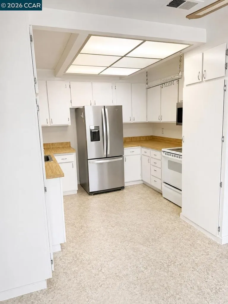 1070 Mohr Ln #1 Concord, CA 94518