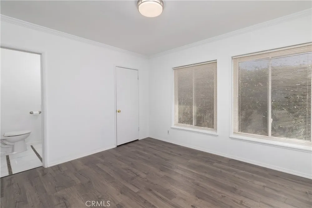 20309 Roscoe Winnetka, CA 91306