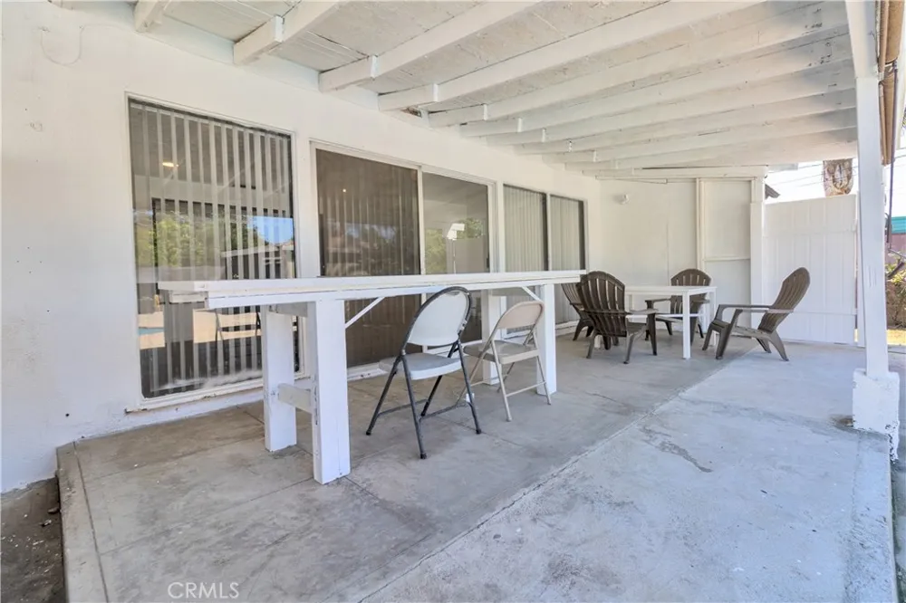 20309 Roscoe Winnetka, CA 91306