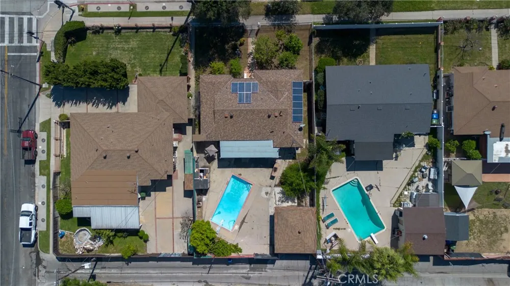 20309 Roscoe Winnetka, CA 91306