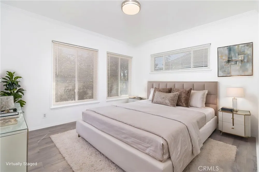 20309 Roscoe Winnetka, CA 91306