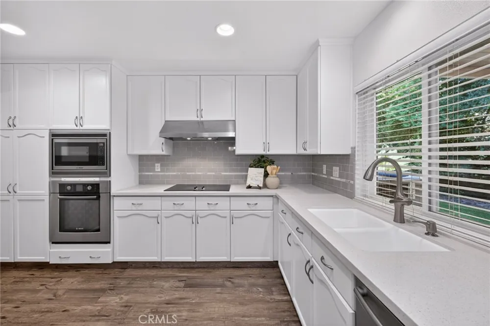 2997 W Silverhill Fresno, CA 93711