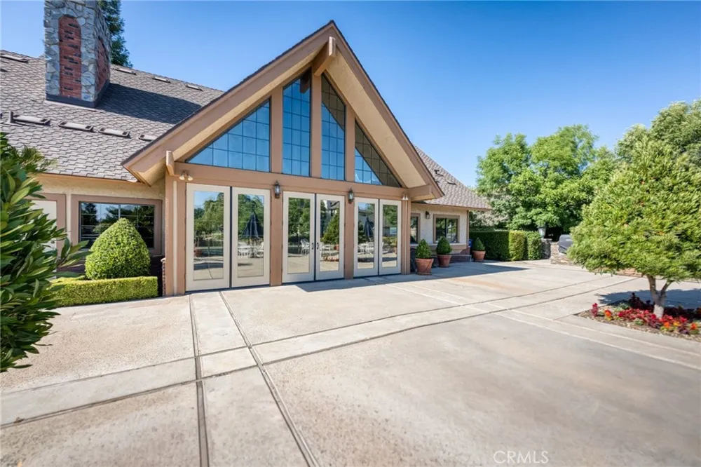 2997 W Silverhill Fresno, CA 93711