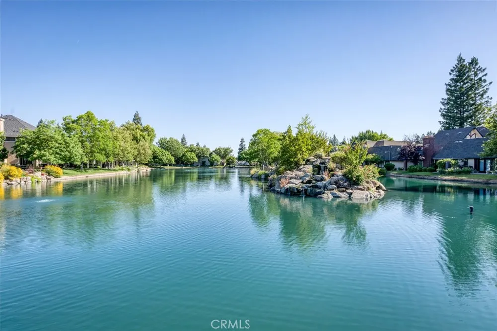 2997 W Silverhill Fresno, CA 93711