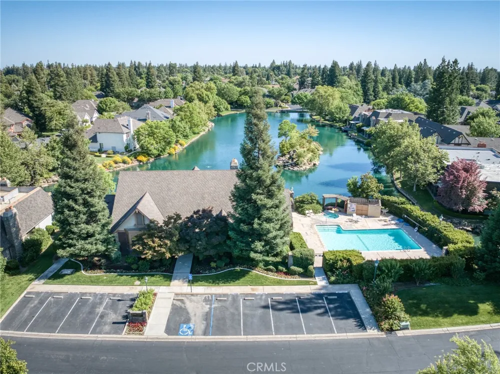 2997 W Silverhill Fresno, CA 93711
