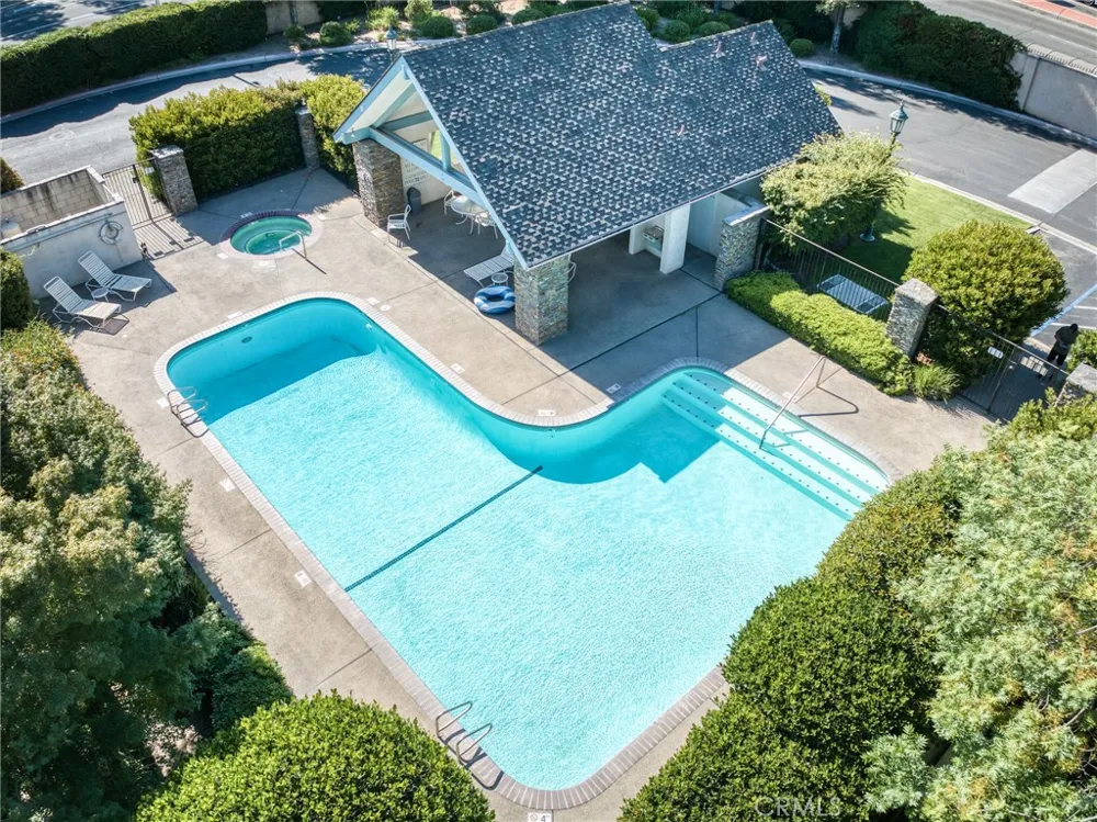 2997 W Silverhill Fresno, CA 93711