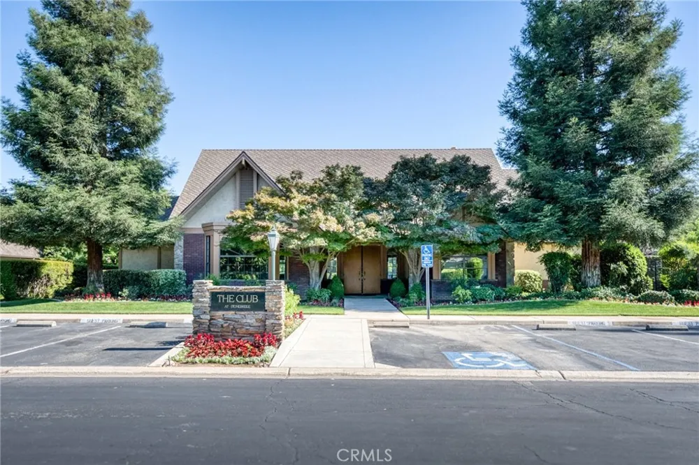 2997 W Silverhill Fresno, CA 93711