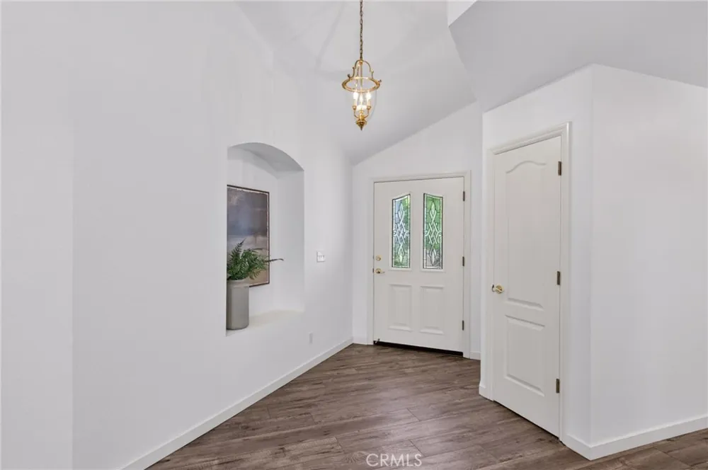 2997 W Silverhill Fresno, CA 93711