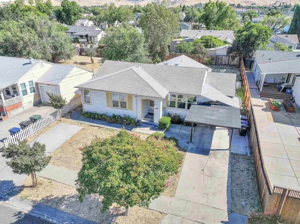 93 Atherton Ave Pittsburg, CA 94565