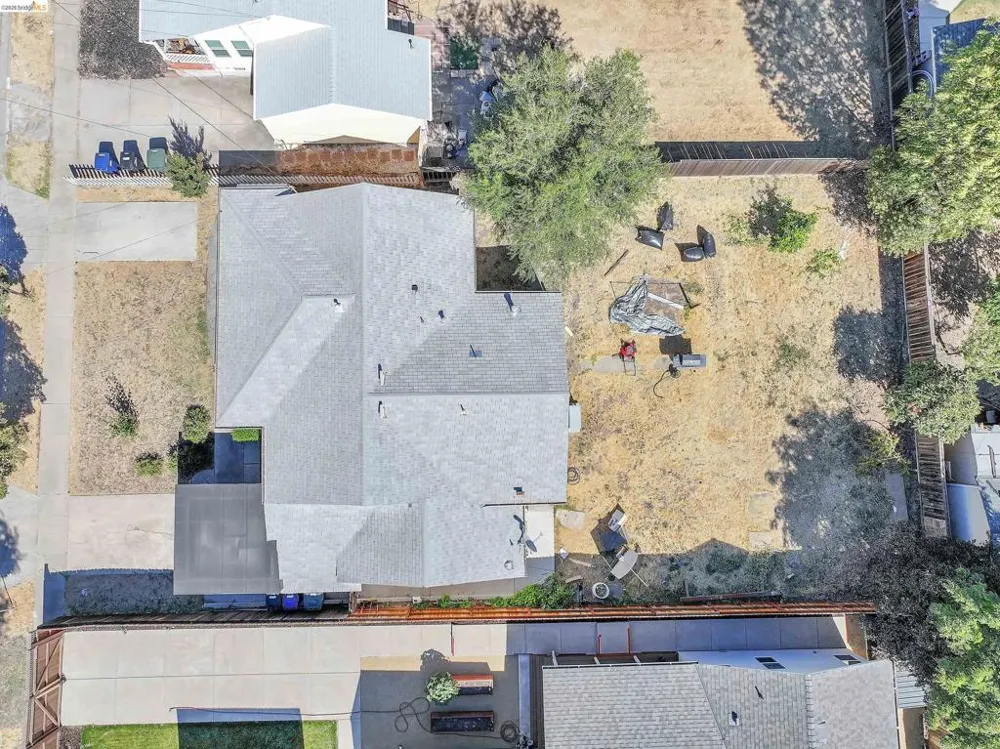 93 Atherton Ave Pittsburg, CA 94565