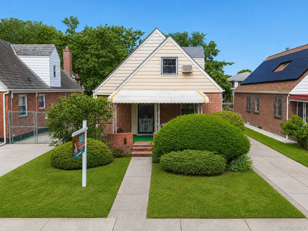 7618 172nd Street Fresh Meadows, NY 11366