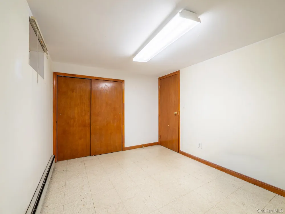 7618 172nd Street Fresh Meadows, NY 11366
