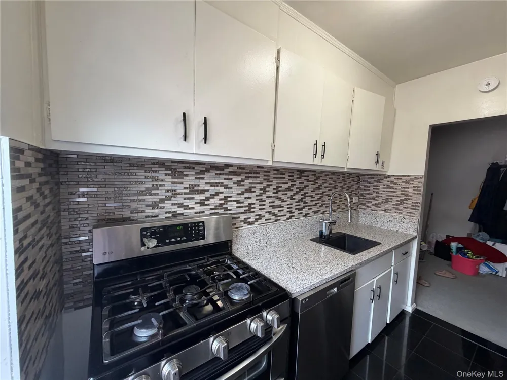 32-42 89th Street #C605 East Elmhurst, NY 11369