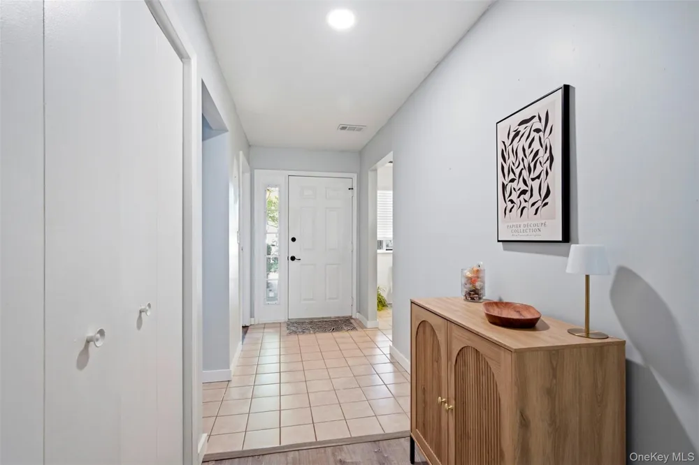 57 Magnolia Lane Warwick, NY 10990