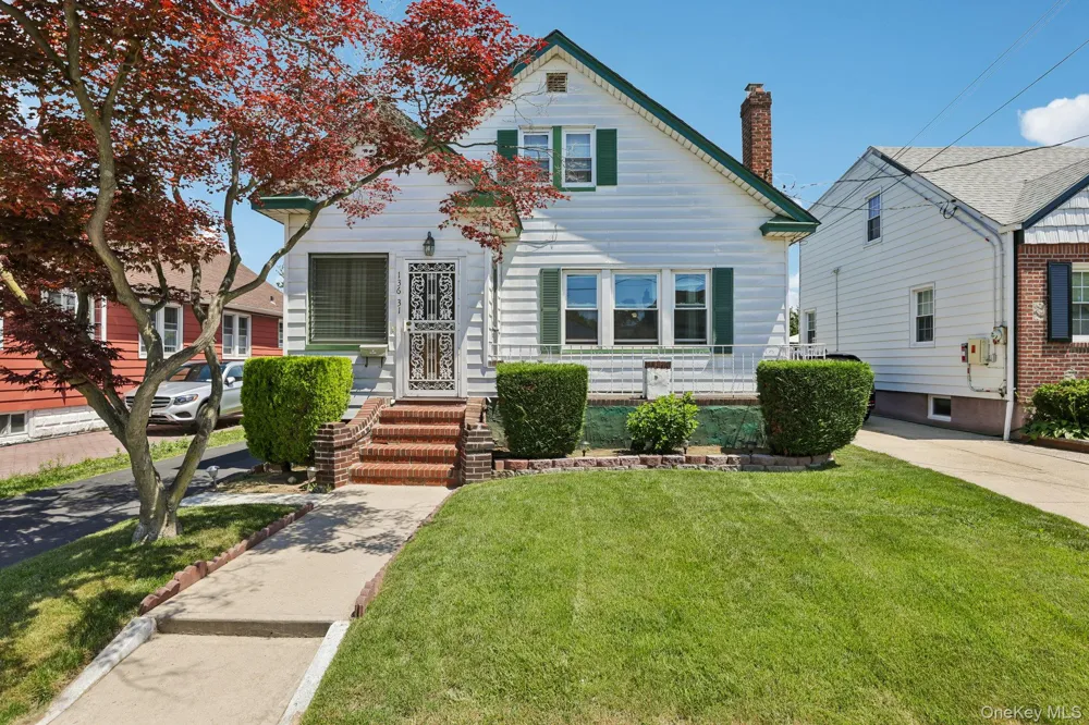 136-31 243rd Street Rosedale, NY 11422