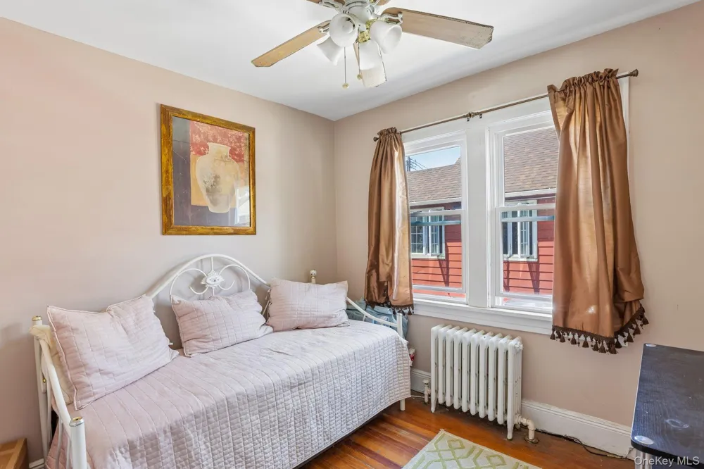 136-31 243rd Street Rosedale, NY 11422