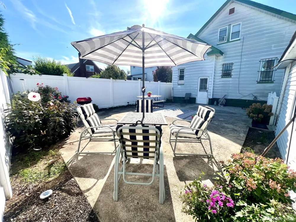 136-31 243rd Street Rosedale, NY 11422