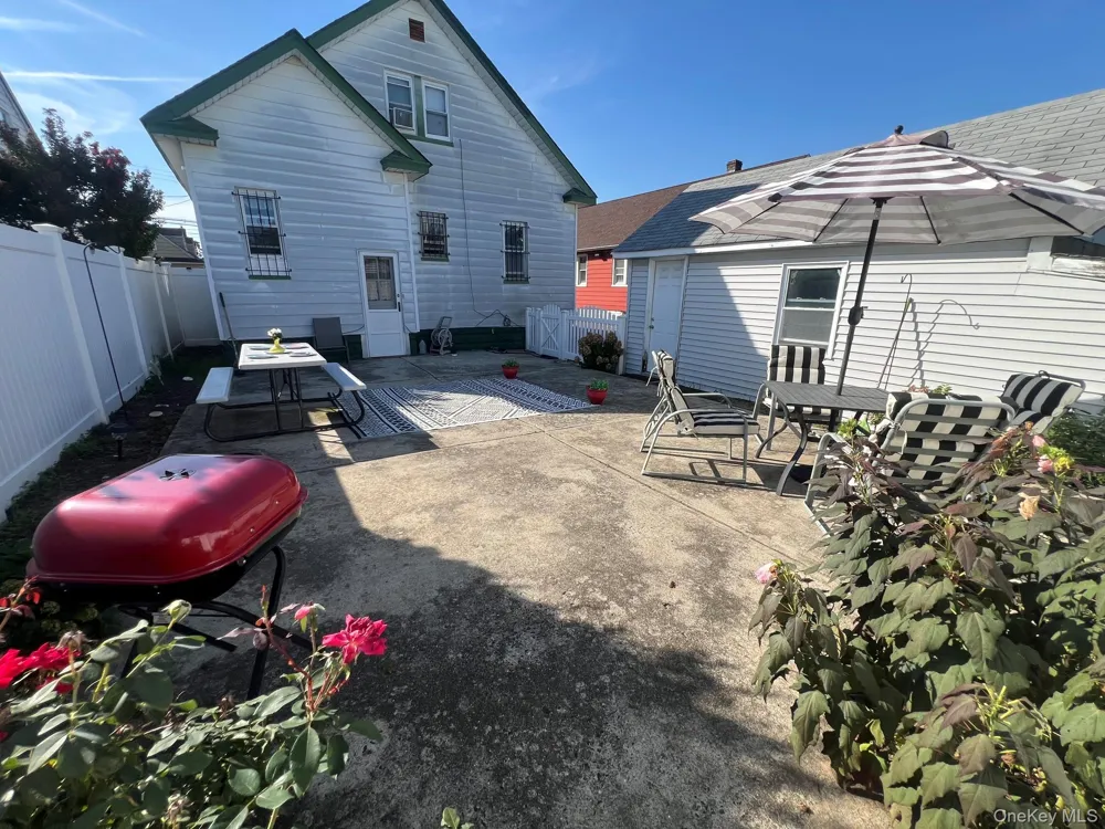 136-31 243rd Street Rosedale, NY 11422