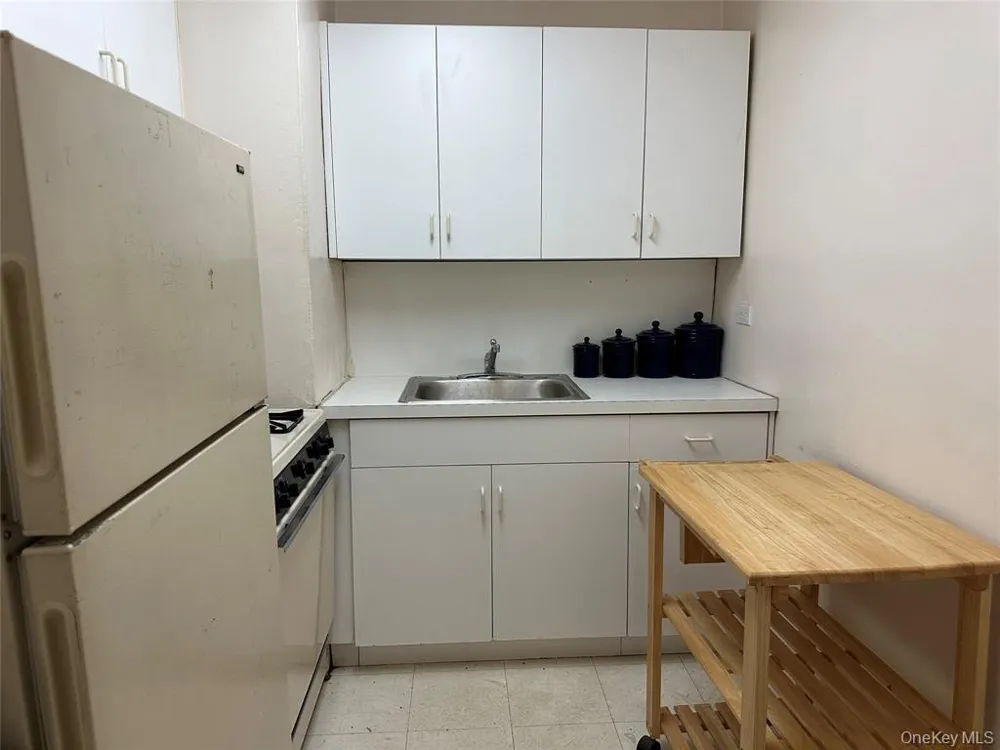123-40 83rd Avenue #2C Kew Gardens, NY 11415