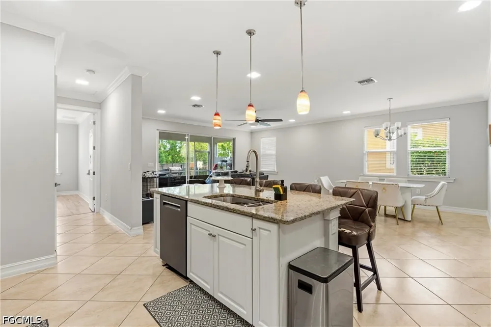 King Williams Street Fort Myers, FL 33916