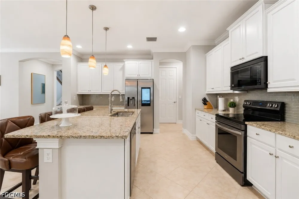 King Williams Street Fort Myers, FL 33916