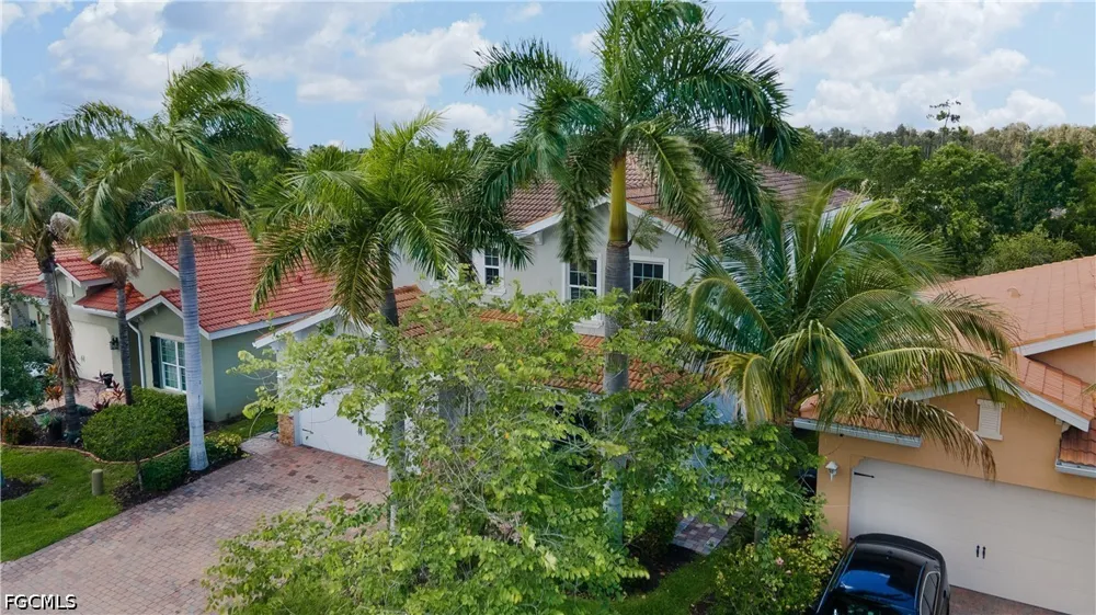 King Williams Street Fort Myers, FL 33916