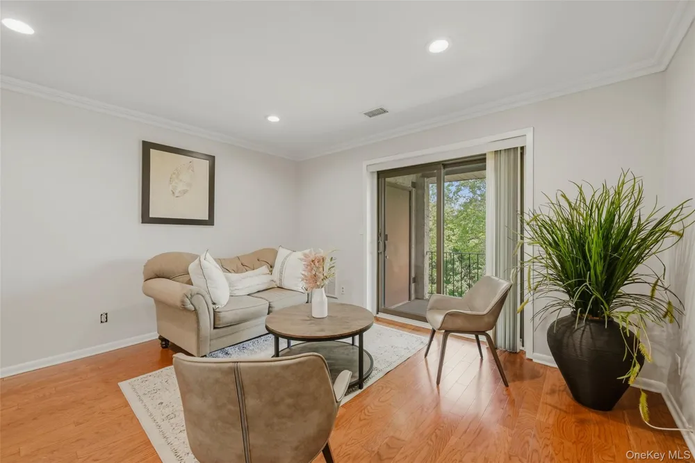 72 Omni Parc Drive Nanuet, NY 10954