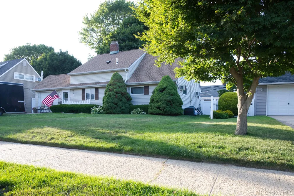 245 Sprucewood Drive Levittown, NY 11756