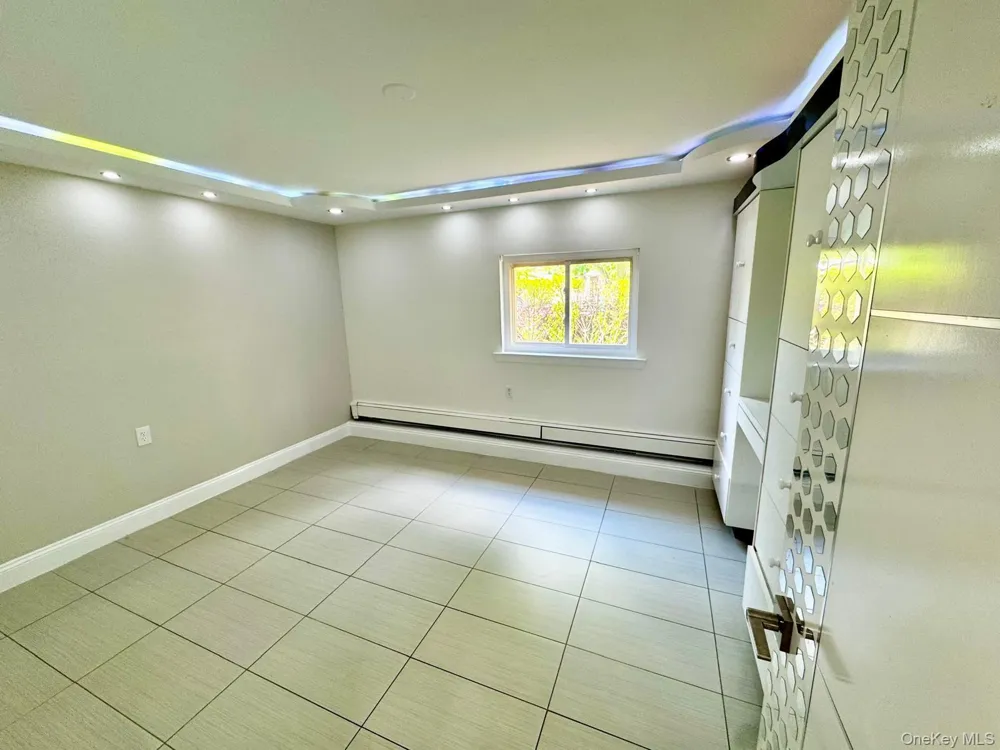 62 Walnut Road Inwood, NY 11096