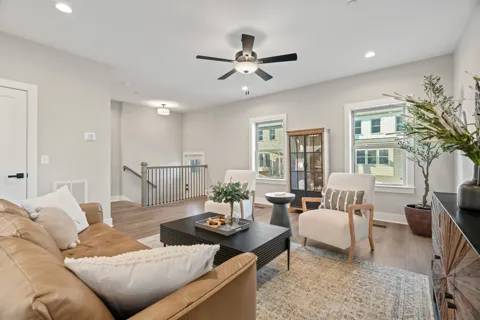 210 Charlotte Everly Cir #403