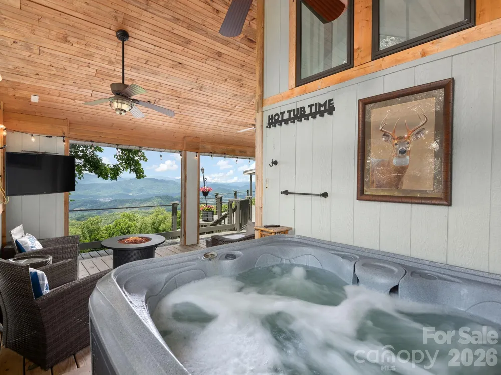 153 Windalier Lane Waynesville, NC 28786