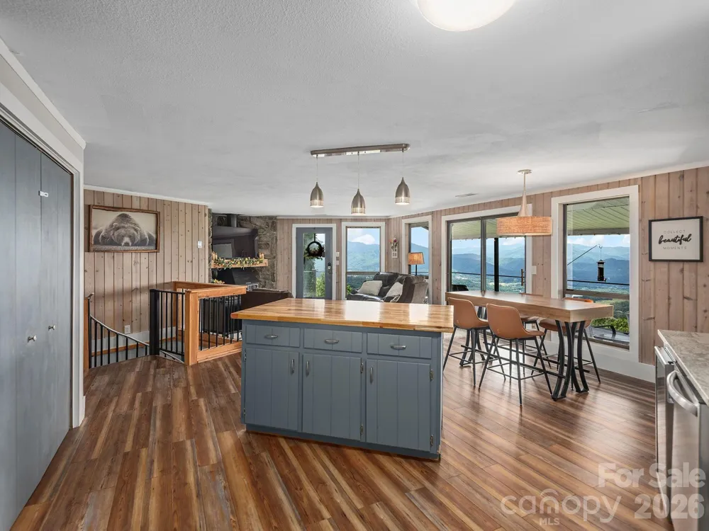 153 Windalier Lane Waynesville, NC 28786