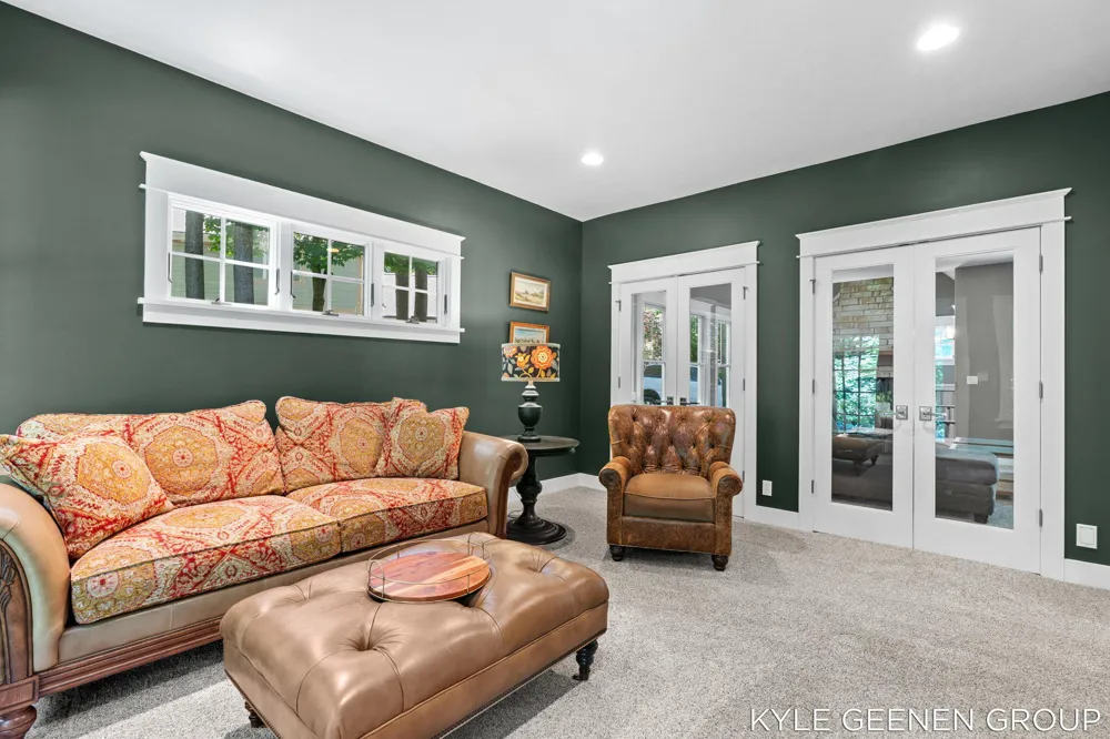 593 Old Macatawa Court Holland, MI 49423