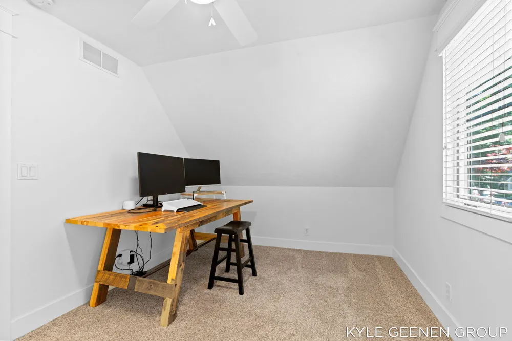 593 Old Macatawa Court Holland, MI 49423