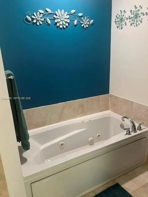 16102 Emerald Estates Dr #235 Weston, FL 33331