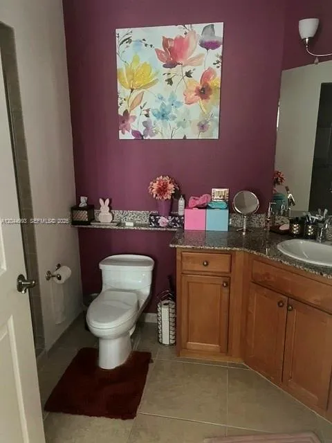 16102 Emerald Estates Dr #235 Weston, FL 33331