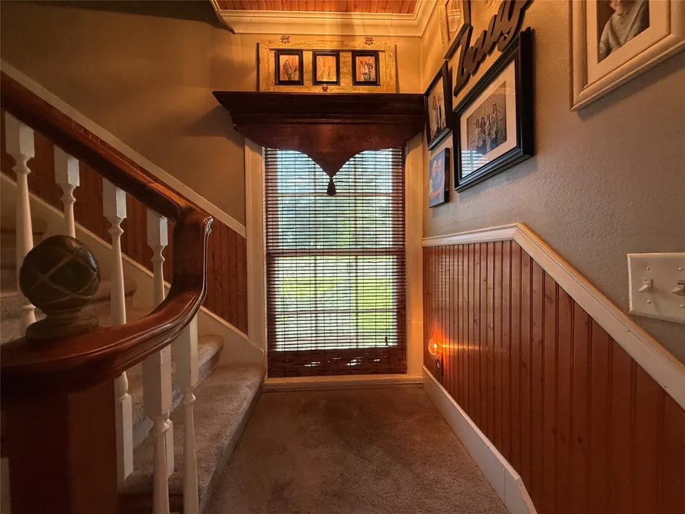 700 W Wrights Avenue Comanche, TX 76442