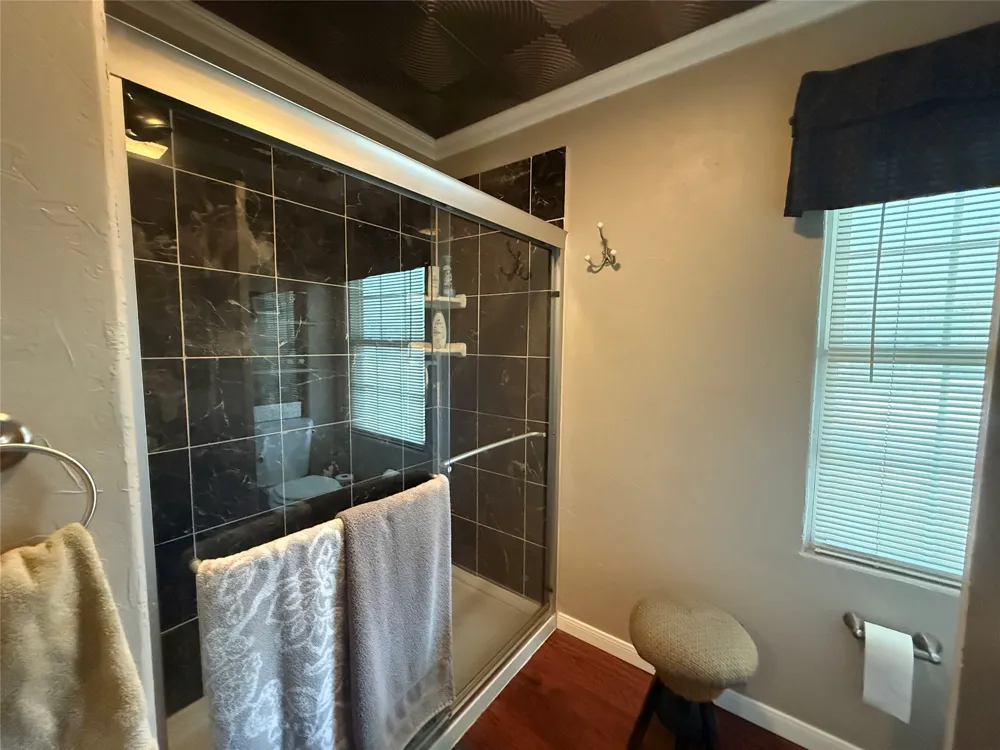 700 W Wrights Avenue Comanche, TX 76442