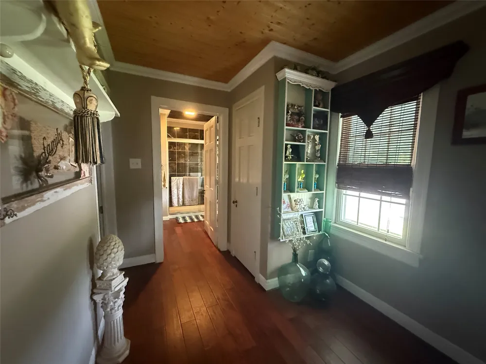 700 W Wrights Avenue Comanche, TX 76442
