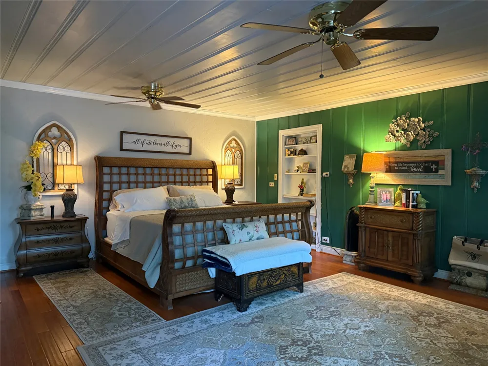 700 W Wrights Avenue Comanche, TX 76442