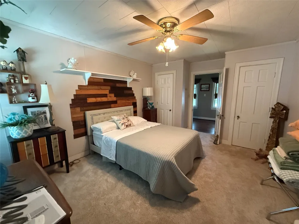 700 W Wrights Avenue Comanche, TX 76442
