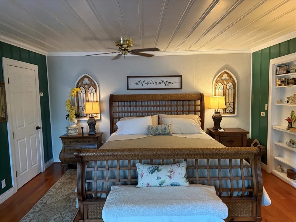 700 W Wrights Avenue Comanche, TX 76442
