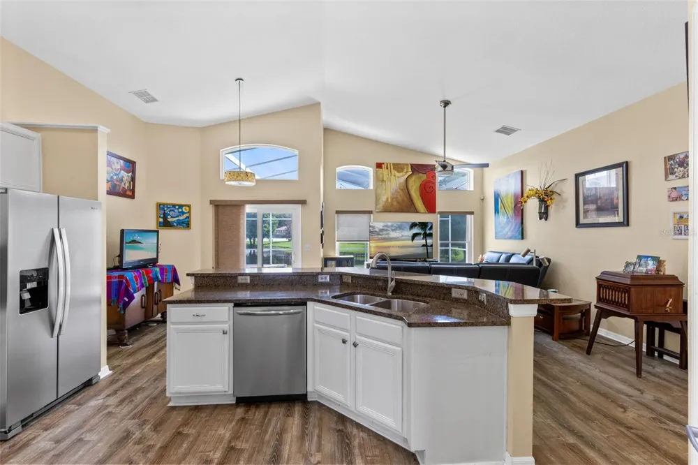 216 TAVESTOCK LOOP Winter Springs, FL 32708